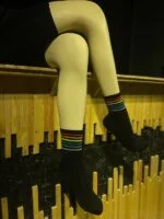 çok renkli çember desenli tenis çorap