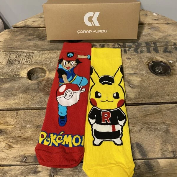 2li Ash ve Pikachu Karakterli Soket Çorap Set